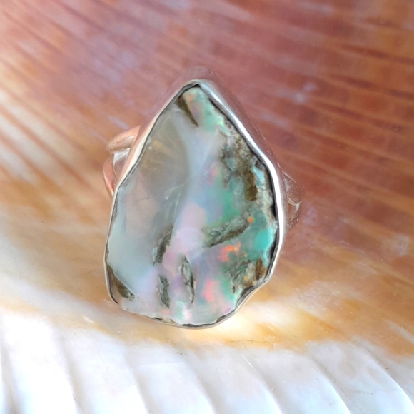 925 Sterling Silver Ring with Huge Ethiopian Opal Rough - Picture 9 of 16